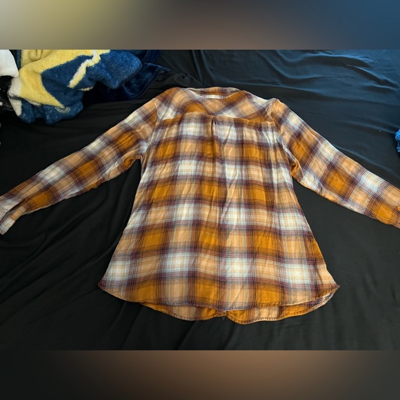 Women’s Maurices plaid button down top with side accents in size xxl - Picture 8 of 11